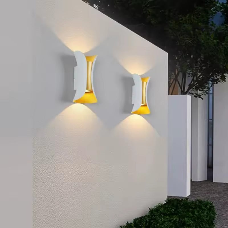 Einfache Moderne LED Außenleuchte