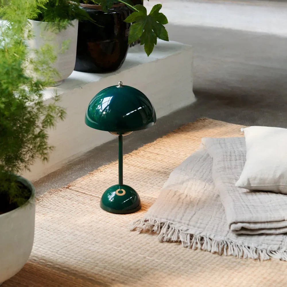Skandinavische LED Pilz Tischlampe im Retro Stil