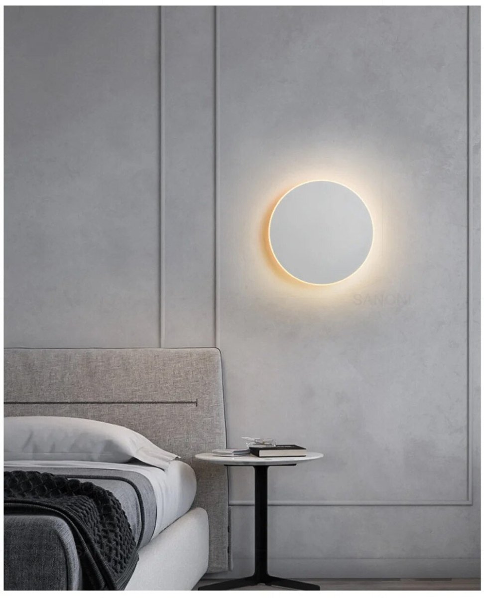 SleekGlow - Moderne Ronde LED Wandlamp - Rivermark