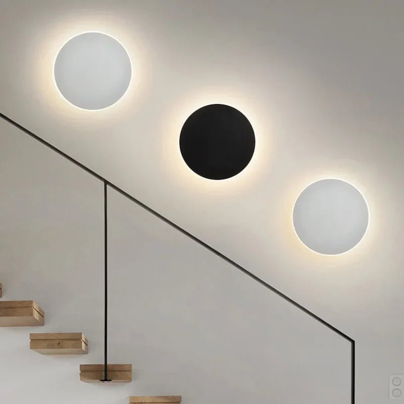 SleekGlow - Moderne Ronde LED Wandlamp - Rivermark