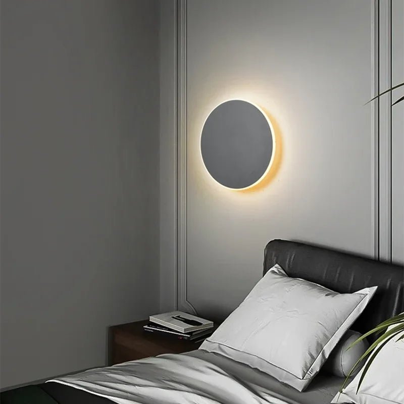 SleekGlow - Moderne Ronde LED Wandlamp - Rivermark